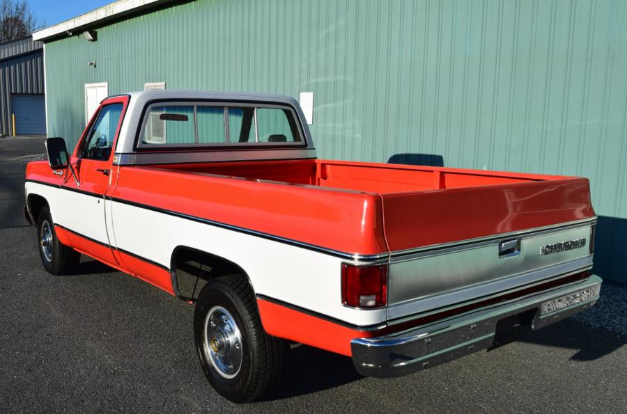  Chevrolet C10 Cheyenne Super 1974 года  (фото 8 из 365)
